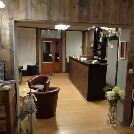 Francorchamps Guest House, Chambres Avec Ou Sans Jacuzzi Гостевой дом