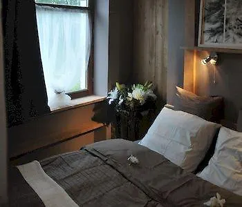 Гостевой дом Francorchamps Guest House, Chambres Avec Ou Sans Jacuzzi 3*